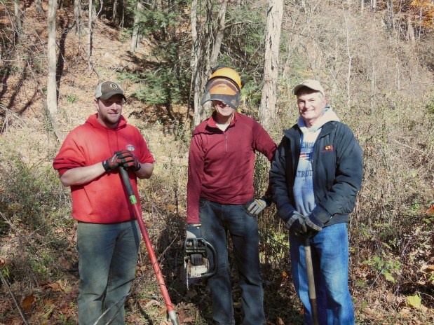 Successful Trail Work day, Sunday, November&nbsp;3!